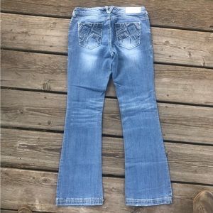 Ariya Woman’s bootcut jeans size 7/8.  EUC! No flap pocket!❤️